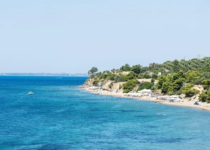 Aiora Apartahotel 3*